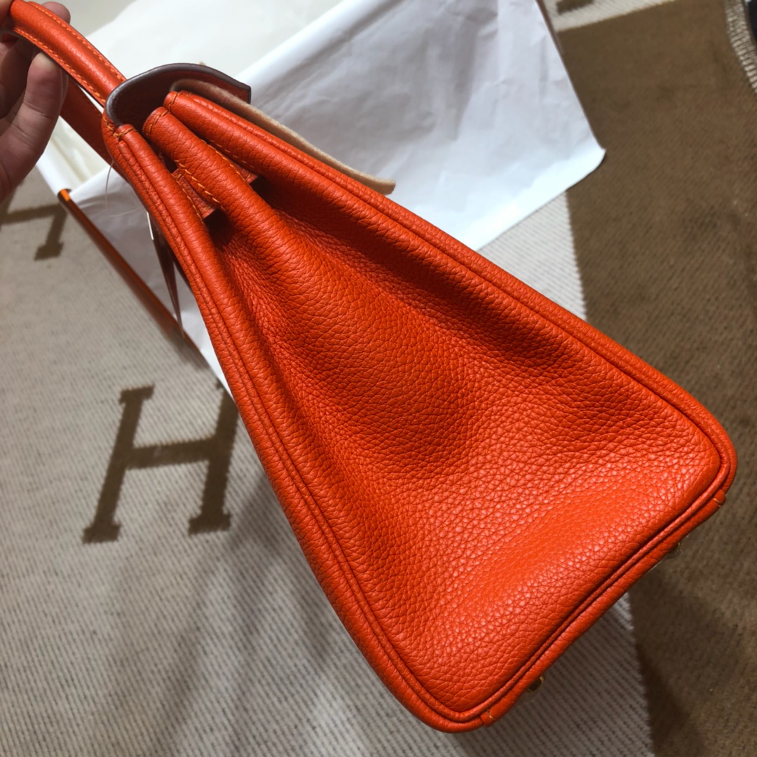 Hermes Kelly 28cm Handbag Shoulder Bag in Feu Orange Togo Leather